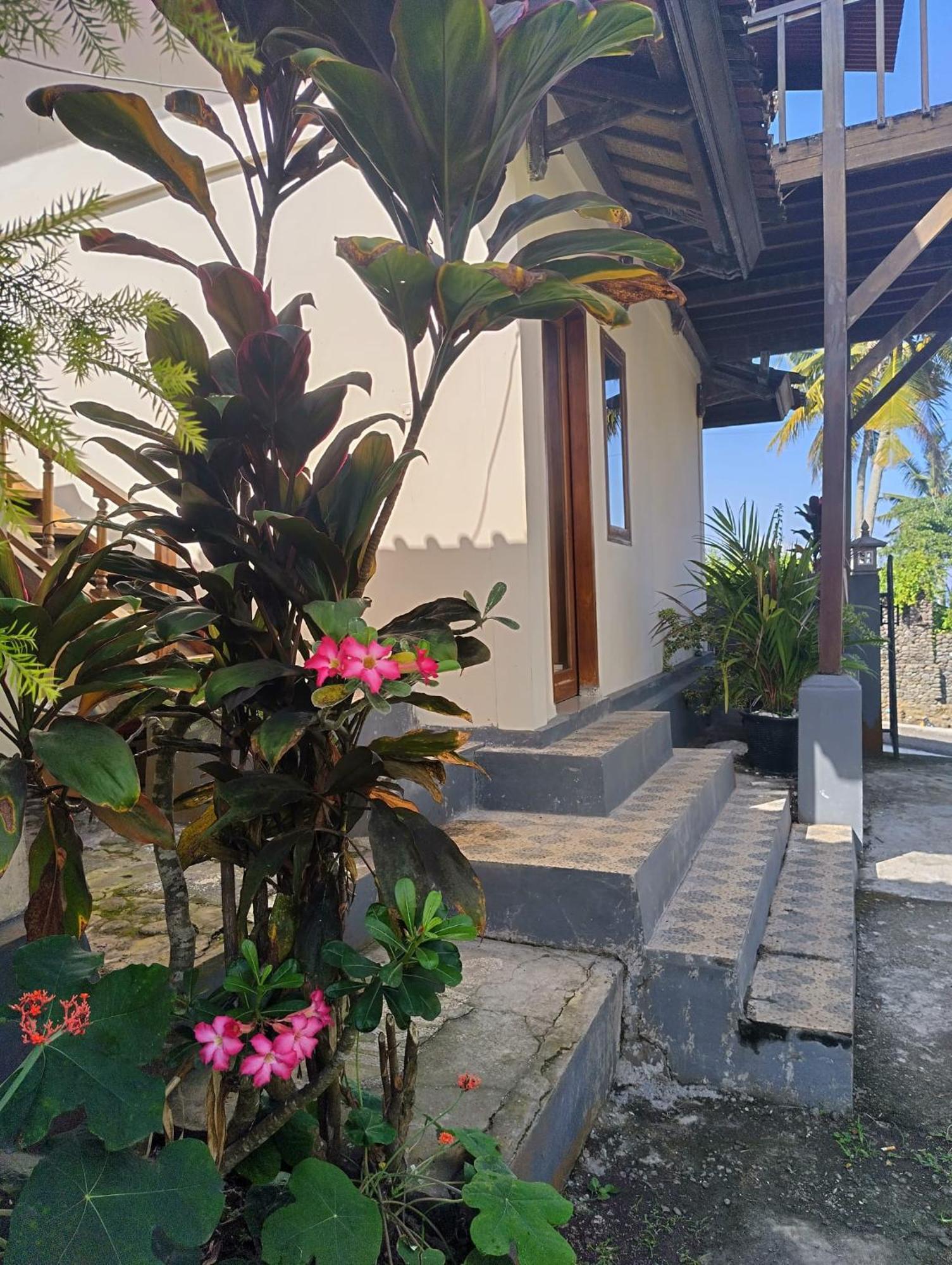 Kirra'S Beach House Pulukan Zewnętrze zdjęcie
