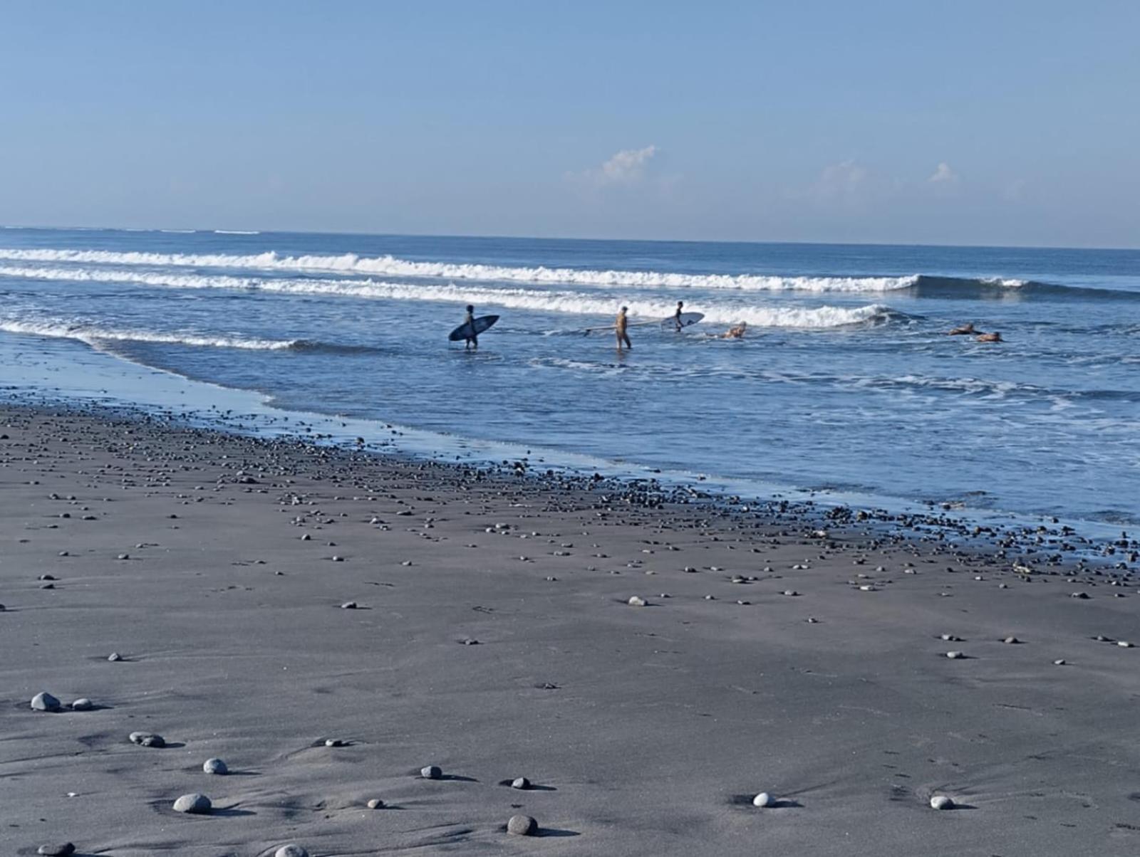 Kirra'S Beach House Pulukan Zewnętrze zdjęcie